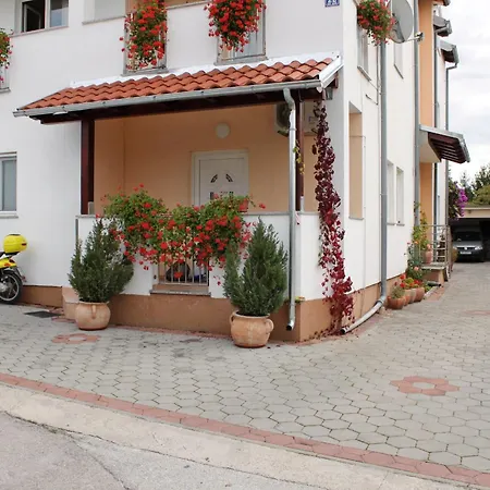 公寓 With Parking Spaces - 5816